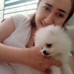 Nụ cười rạng ngời bên cún yêu
